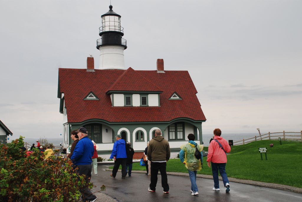 2011-10-01-Cruise-Portland-Maine-Fort Williams-Lighthouse2-dg