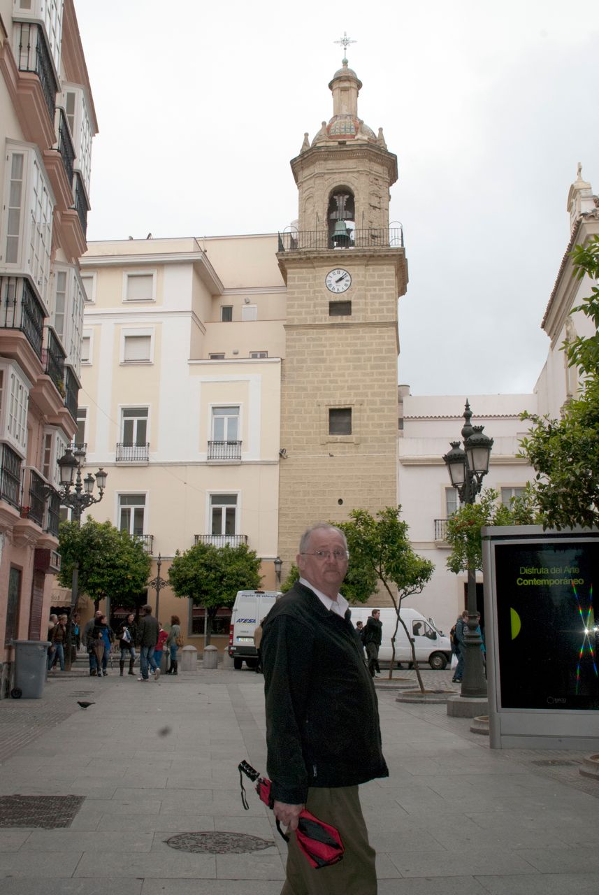 Cadiz Plaza de Espana, Bill Walking