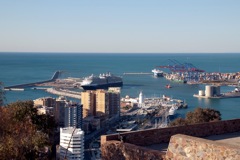 View of the Nieuw Amsterdam and the harbor at Malaga from the Ca