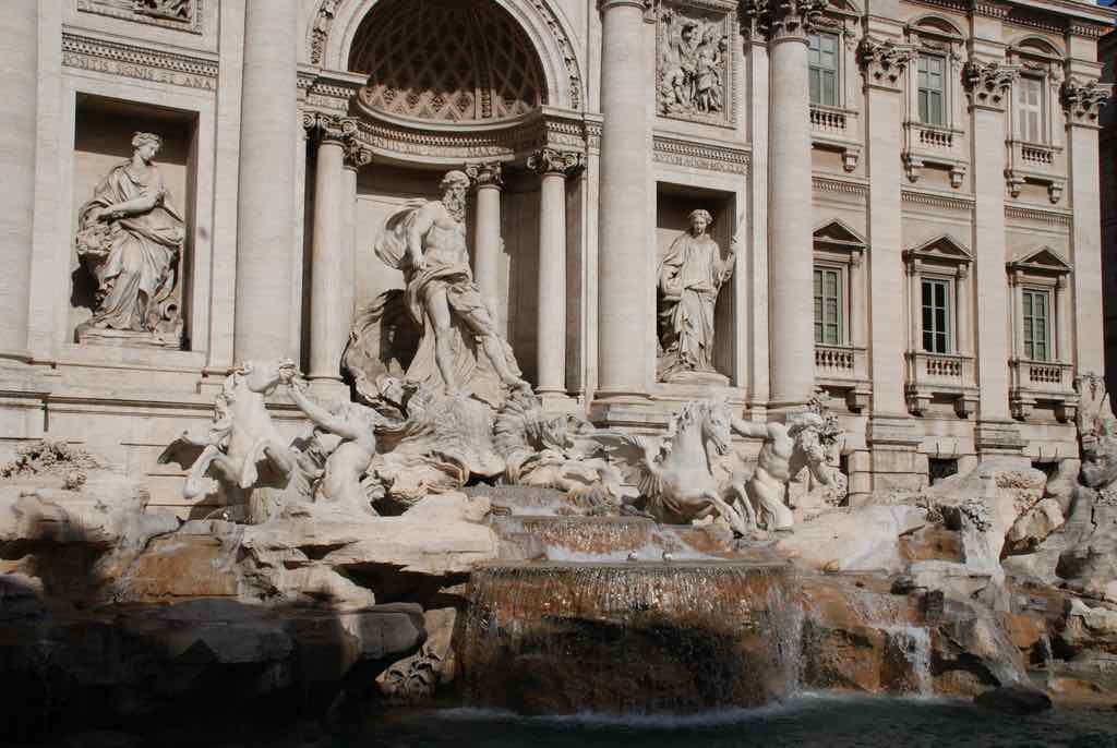 Trevi Fountain 
