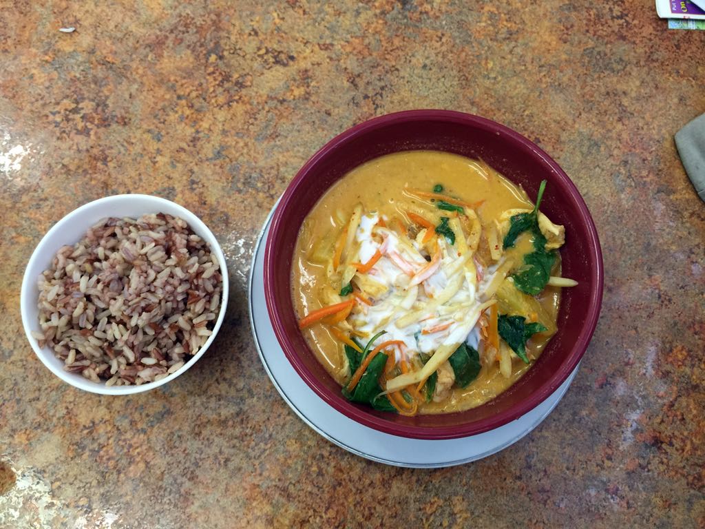 Hilo Bil's Lunch, Red Curry